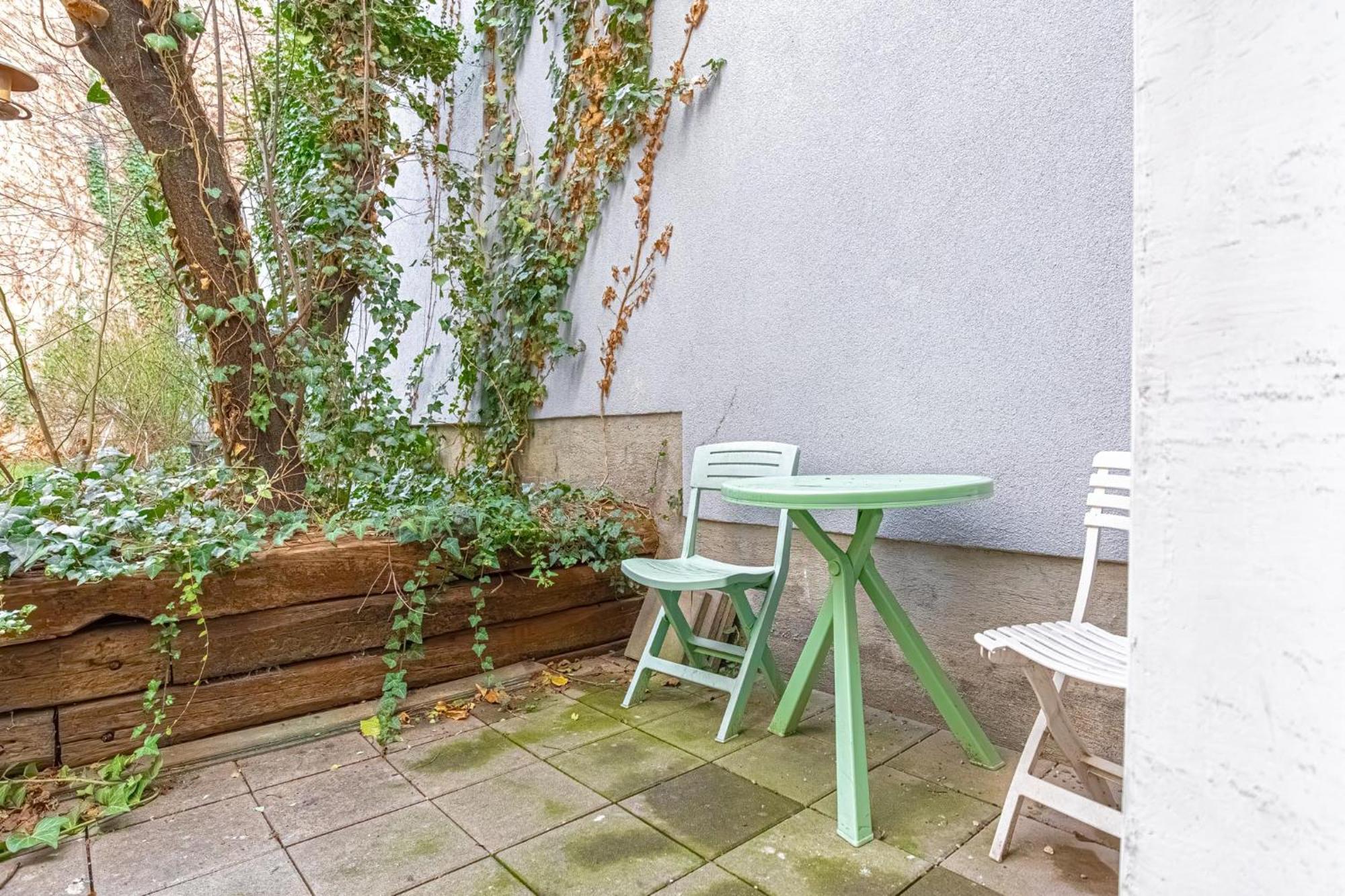 Apartament Simple W Full Kitchen Wiener Stadthalle