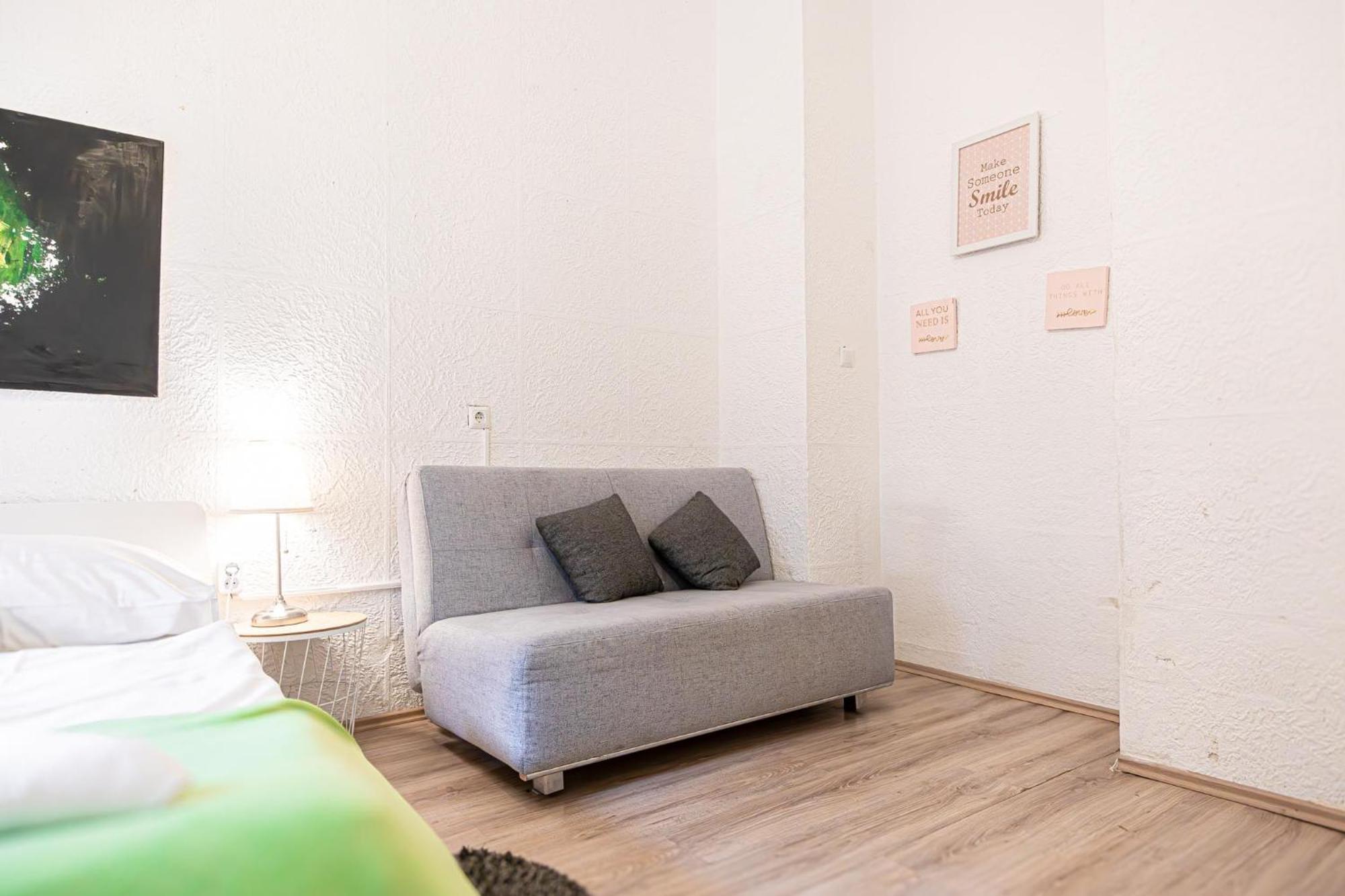 Apartament Simple W Full Kitchen Wiener Stadthalle Wiedeń